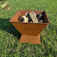 Brasero d'extérieur en métal durable avec fonction de chauffage, brasero de jardin en forme de pyramide, économique et pour bois de chauffage