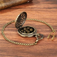 Montre de poche antique en métal, gaufrée Dragon Western rugissant, avec étui à chaîne et boîte à dés portable pour joueur de D&D et jeux de table