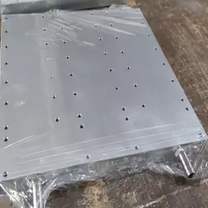 Placa de aluminio de refrigeración líquida fría de aluminio de soldadura por fricción para paquetes de baterías de nueva energía intercambiador de calor