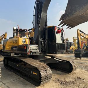 Used EC240 Hydraulic Crawler Excavator Deutz Engine 24 Ton 134 kW Good Quality 2023 Low Working Hours 500 Hours <b>Sale</b> - Product Image 1
