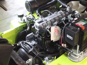 Montacargas con Descuento en China, Modelo FD50Z, con Capacidad de Arrastre de 5 Toneladas y Altura Máxima de Elevación de 3000 mm, Montacargas Contrapesado de Combustión Interna - Product Image 3