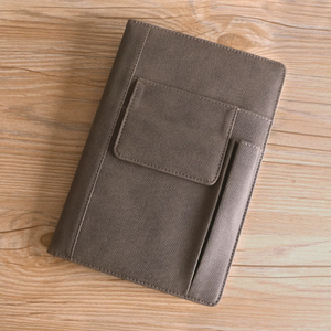 Nuevos productos 2026 PU Cuaderno de cuero Bolsillos con logotipo personalizado Puede sostener el teléfono - Product Image 6