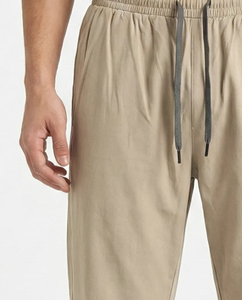 Pantalon de jogging décontracté pour homme, beige, taille élastique avec cordon de serrage, poches, respirant, mi-lourd, tricoté, coupe ajustée, pour l'automne - Product Image 5