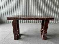 Table d'entrée moderne en marbre Rosso Levanto, rouge profond avec veines blanches, console artistique sur mesure pour hall d'entrée de luxe, villa et hôtel
