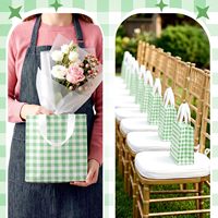 Sixteen Pieces Sacs Cadeaux Réutilisables Non Tissés Écologiques à Carreaux Verts et Blancs avec Poignées pour Mariage, Baby Shower, Fête des Mères