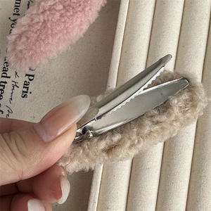 Inverno soffice peluche per bambini molletta accessori per capelli stile coreano eleganti carine per capelli per ragazze e donne - Product Image 2