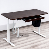 Bureau en métal réglable en hauteur électrique personnalisé avec un design moderne, bureau ergonomique pour travailler debout, pour la maison ou le bureau