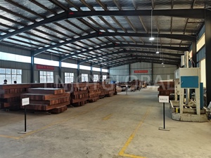 Porta Legna Moderno in Metallo Nero, Supporto <span class=keywords><strong>per</strong></span> Legna da Ardere, Scaffale <span class=keywords><strong>per</strong></span> Stoccaggio Legna con Telaio in Metallo Nero - Product Image 5