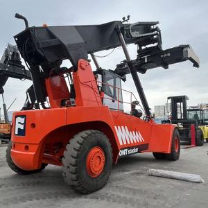 Grue télescopique d'occasion Fantuzzi CS45KM de 45 tonnes pour manutention de conteneurs, abordable et en stock pour utilisation en terminal - Product Image 2