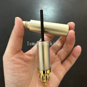 Tube de <span class=keywords><strong>mascara</strong></span> ISMAN Luxury 8ml Golden Crown vide, flacon de sérum pour la croissance des cils Queen, vente en gros, étiquette privée, fabrication sur mesure, usine professionnelle - Product Image 4