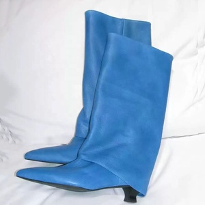 Nuevas llegadas: Botines térmicos de otoño para mujer con punta, tacón bajo y diseño superpuesto, botines de tobillo de media caña de color liso. - Product Image 4