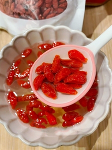 Hochwertige getrocknete Goji-Beere 1kg Preis getrocknete rote Goji-Beeren und <span class=keywords><strong>schwarze</strong></span> Wolfs beeren aus China - Product Image 3
