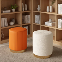 Tabouret en cuir confortable avec rangement et rembourrage doux, ottoman moderne pour la maison et l'hôtel