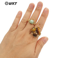 WT-R449 gros micro-pavé Zircon cubique décoratif carré pierre anneau pour cadeau d'anniversaire anneau à la mode bague en quartz rose