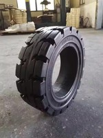 Hochleistungs-Gabelstapler-Vollgummireifen mit Seitenloch 6.00-9, Stoßdämpfungs-Industriereifen für Materialtransport