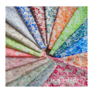 Tissus de mode <span class=keywords><strong>à</strong></span> prix de gros, tissus teints en fil, tissus jacquard métalliques 3D gaufrés pour vêtements/textiles de maison - Product Image 1