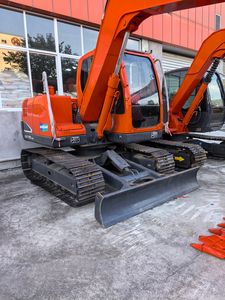 Mini-excavatrice DOOSAN DX75 d'occasion, poids opérationnel de 7 tonnes, pompe hydraulique Nabtesco, moteur, composants principaux, Chine, à vendre - Product Image 2