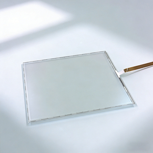 Panel Táctil Resistivo de 5 Cables Operable con Guante, 15 Pulgadas, Resistente al Agua y al Aceite para Entornos Industriales Difíciles - Product Image 1