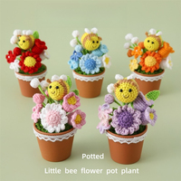 Petit pot de fleurs multi-fleurs en amigurumi fait main, adorable mini cadeau pour la décoration de la maison et du bureau