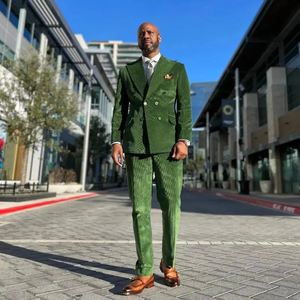 Completi da <span class=keywords><strong>uomo</strong></span> in velluto a coste verdi da <span class=keywords><strong>uomo</strong></span> 2 pezzi con risvolto a punta set di Blazer doppiopetto per ufficio d'affari per festa di nozze da <span class=keywords><strong>uomo</strong></span> - Product Image 1