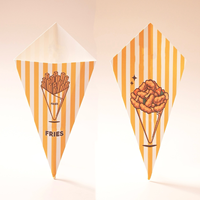 Emballages triangulaires pour frites en kraft de qualité alimentaire, résistants à l'huile, gaufrés, couleur personnalisée, matériaux recyclés pour les frites à emporter