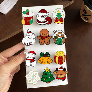 Broche <span class=keywords><strong>de</strong></span> Papá Noel <span class=keywords><strong>de</strong></span> estilo japonés, nuevo modelo <span class=keywords><strong>de</strong></span> dibujos animados, Serie <span class=keywords><strong>de</strong></span> calcetines <span class=keywords><strong>de</strong></span> muñeco <span class=keywords><strong>de</strong></span> nieve, bonito regalo <span class=keywords><strong>de</strong></span> Navidad, insignia, accesorio, artesanía esmaltada <span class=keywords><strong>de</strong></span> Metal - Product Image 3
