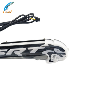 Dodge Challenger SRT Hellcat用 Bluetooth制御 RGB LED 光るフロントグリルバッジ/エンブレム カーライトアクセサリー - Product Image 4