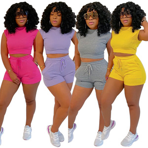 Set di pantaloncini con Logo personalizzato <span class=keywords><strong>vestiti</strong></span> <span class=keywords><strong>estivi</strong></span> da donna Top corto a maniche corte + pantaloncini a vita alta 2 pezzi Set di abiti da donna - Product Image 1