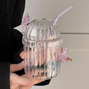 Bicchiere in Vetro Borosilicato 3D a Forma di Farfalla da <span class=keywords><strong>500</strong></span> <span class=keywords><strong>ml</strong></span> per Caffè Freddo, Succo, Latte e Bevande Fredde con Coperchio e Cannuccia - Product Image 5