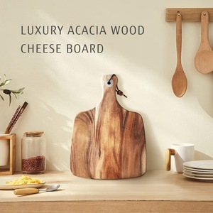 Juego de Tablas de Queso de Madera de Acacia de 30.5 cm con Asa para Uso en la Cocina - Product Image 5
