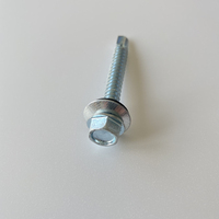 Vis auto-perceuse Tornillos auto-perceuses vis à tête hexagonale hexagonale taraudage perceuse queue toiture pour toit bois manufacture 10X19