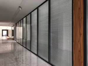Trung Quốc manufacturerdouble nhôm Modular văn phòng kính tấm Tường di chuyển phân vùng với louver - Product Image 4