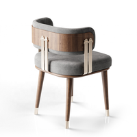 Chaise de salle à manger italienne de luxe et légère chaise design de restaurant haut de gamme pour café chaise de négociation avec accoudoirs