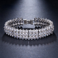 Bracelet Chaîne Scintillant à 3 Rangs, Style Minimaliste Iced Out, avec Cristaux CZ Colorés, Plaqué Argent, Bijou de Poignet Tendance