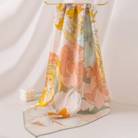 Foulard carré en soie de mûrier de qualité 6A, imprimé floral dessiné à la main, doux, cadeau pour femme, motif personnalisé, OEM