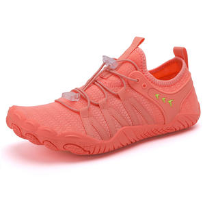 Chaussures aquatiques décontractées unisexes pour adultes avec caractéristique respirante, design fermé pour la plage, la plongée, la course estivale, la marche aquatique et la randonnée - Product Image 3