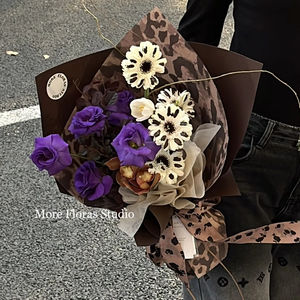 ศิลปะกระดาษห่อพิมพ์ลายม้าม้าสองด้านสำหรับเก็บช่อดอกไม้วัสดุร้านดอกไม้ - Product Image 3