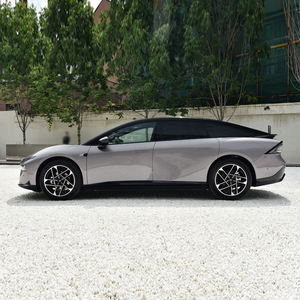 2024 Xiao Peng P7 + Ventas globales 615km/725km Larga/Ultra larga vida Todo estándar Nappa Cuero perforado Dirección izquierda - Product Image 1