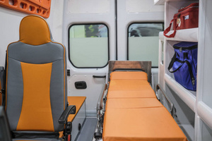 Nueva Ambulancia de Transporte de Pacientes, Manual, Diésel, con Aislamiento por Presión Negativa, Equipo Médico, Emisión EURO 5 - Product Image 5