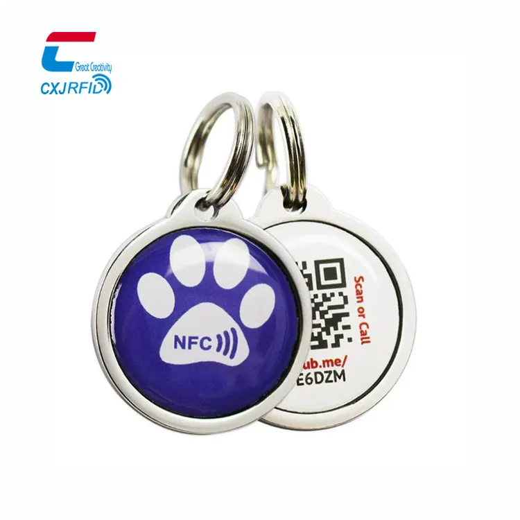 Baskılı özel QR kodu anahtarlık URL programlanabilir RFID epoksi NFC Pet kimlik etiketi ile Metal çerçeve