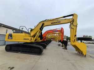 Excavatrice sur chenilles d'occasion KOMATSU PC220-8 d'origine, de haute qualité, à vendre, avec moteur, pompe et engrenages. - Product Image 3