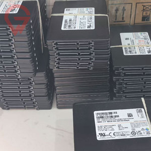 Unidad de estado sólido (SSD) NVMe PCIe 5.0 x4 HS de 2.5 pulgadas U.2 UH712a 15.36TB de lectura intensiva 4XB7A93074 -WR para servidor de centro de datos de alta velocidad - Product Image 4