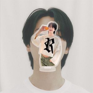 KPOP Idol Bangtan Boys Jimin Like Crazy Face Support en acrylique pour voyageur debout en <span class=keywords><strong>plastique</strong></span> <span class=keywords><strong>transparent</strong></span> - Product Image 2