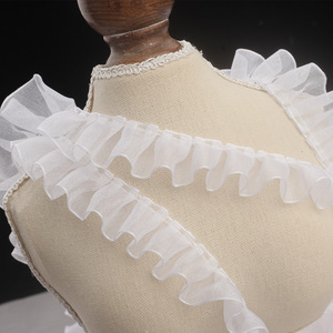Marchandises en stock : Dentelle plissée à bord épais en mélange de polyester effet fil de neige de 2,5 cm, <span class=keywords><strong>40</strong></span> <span class=keywords><strong>yards</strong></span>/paquet pour la couture et les loisirs créatifs DIY - Product Image 4