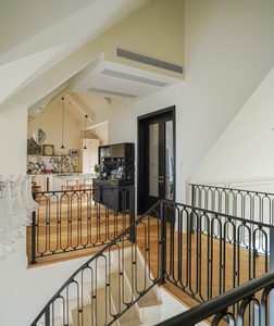 Thiết Kế Sáng Tạo Rèn Sắt Trong Nhà Ngoài Trời Trang Trí Cứu Trợ Thép Cầu Thang Ban Công Lan can Cho Biệt Thự Khách Sạn Cho Thủy Tinh - Product Image 4