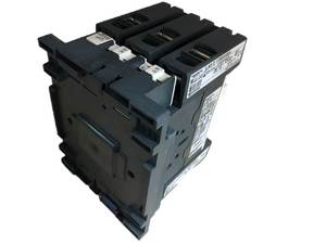 Contactores LC1D115M7 3P 115A 220V AC para Pago en Línea, IP2x (IEC 60529) 1NO+1NC, Resistentes al Fuego 850C, 2.5kg - Product Image 1