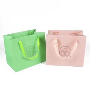 Couronne gagner paquet de paillettes Vip sacs emballage carton coloré Logo cosmétiques plaine Pastel cadeau écologique chaussures de stratification - Product Image 5