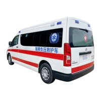 Véhicule de transport médical tout-terrain d'urgence Toyota 4x4 à essence de haute fiabilité pour ambulance et sauvetage