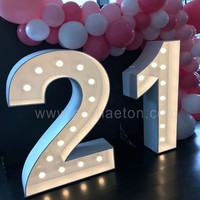 Décoration de mariage, grandes lettres 3D LOVE MR&MRS avec éclairage LED, couleurs personnalisables pour les décorations de fête, entreprises