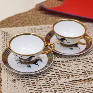 Nouveau produit : Ensemble de 2 tasses en céramique, style nordique de luxe, pour salon, avec tasses à thé et soucoupes en porcelaine War Horses - Product Image 4